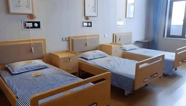 魅上相府七小姐：墨家小七